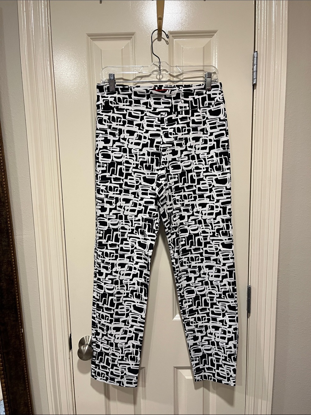 Krazy Larry Black & White Geometric Print Pants size 8